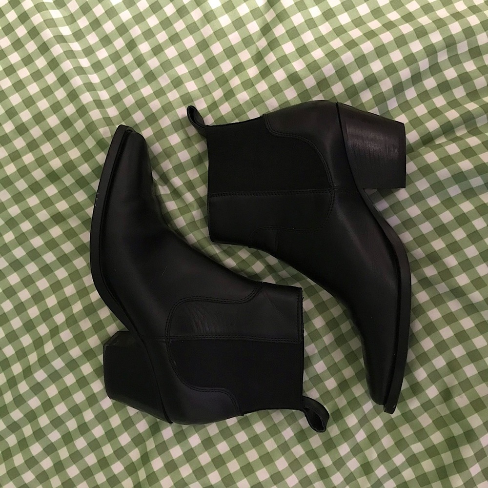 Everlane Western Boots